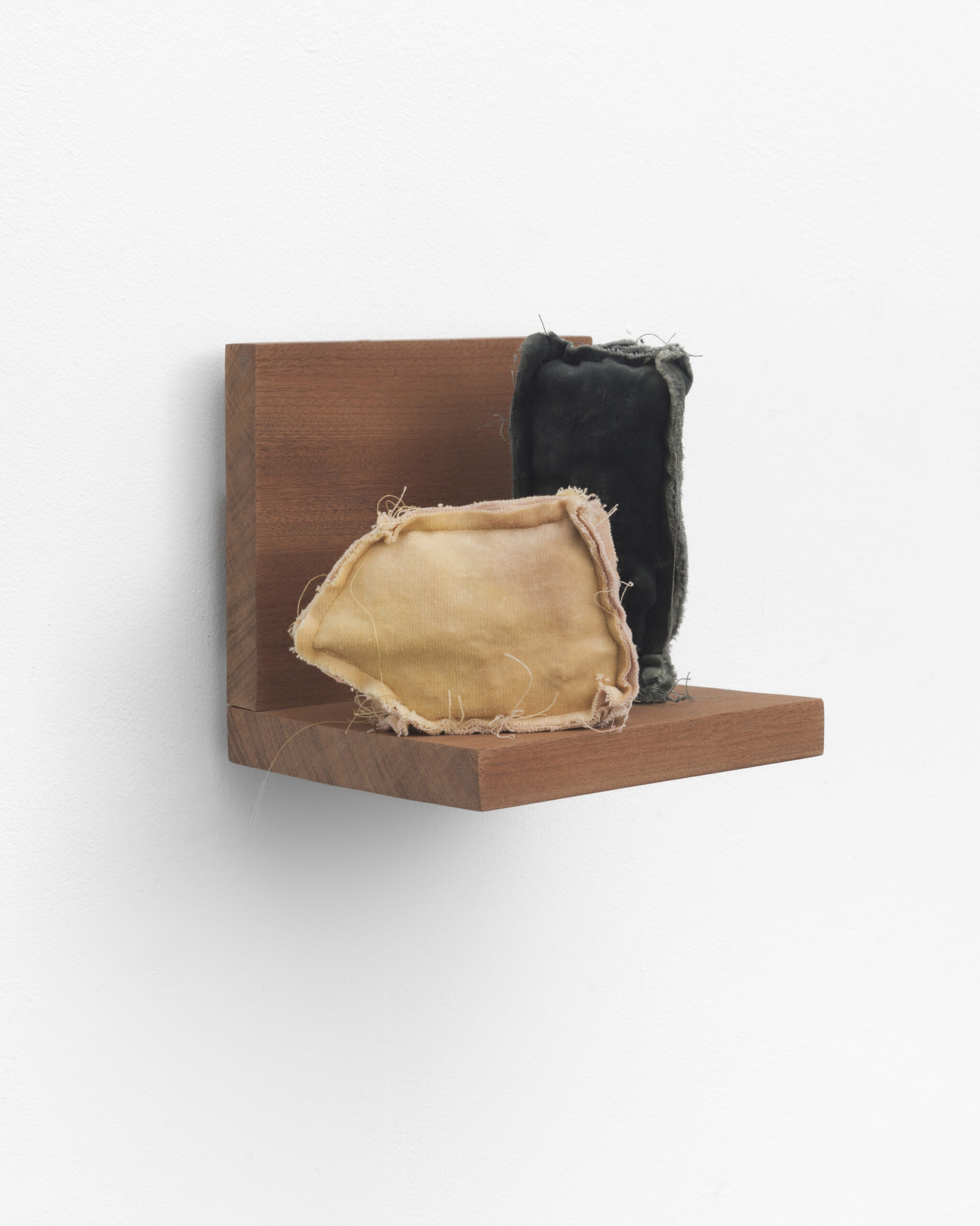 Pas de deux, No.4 (hut and prism)