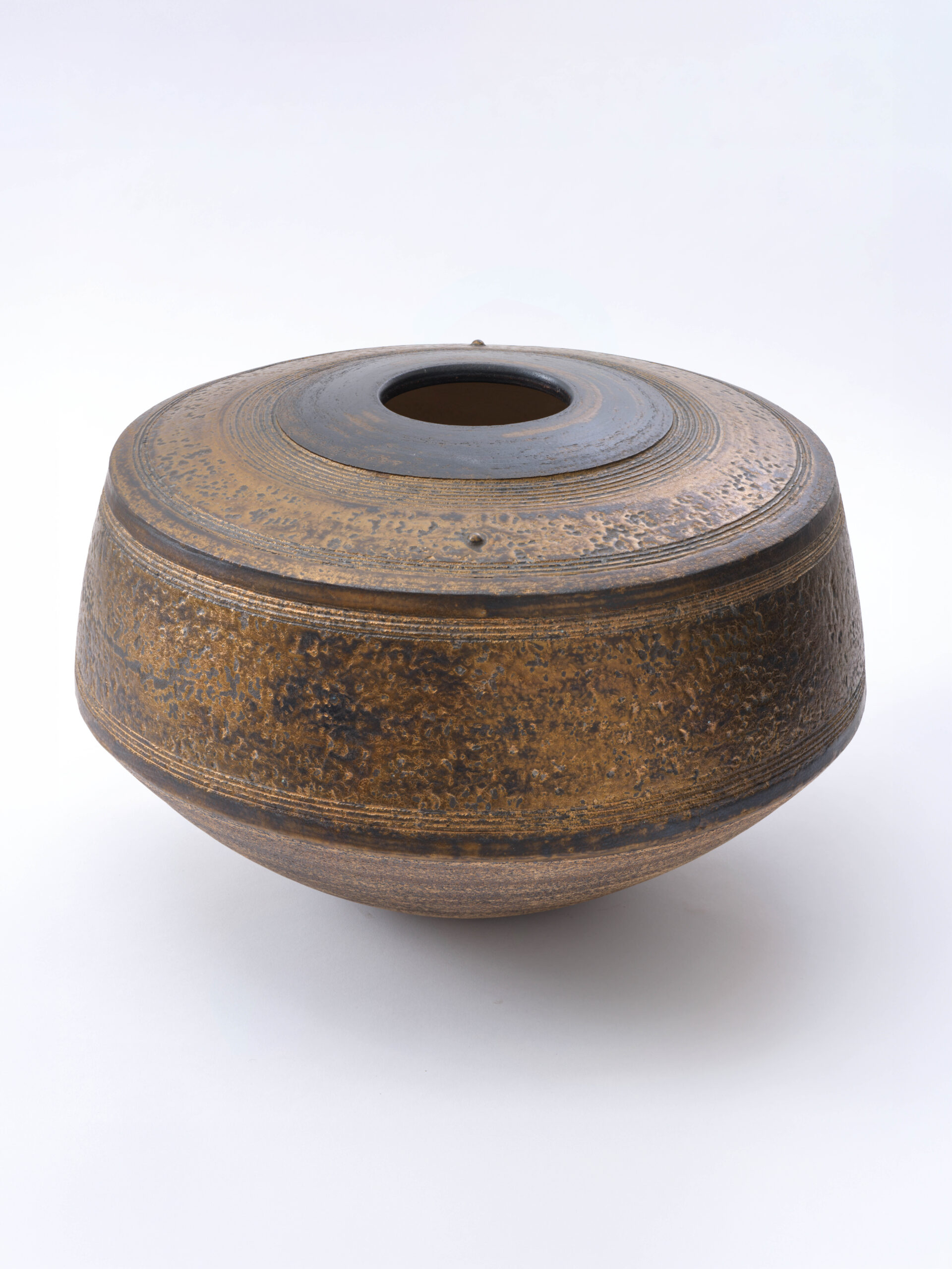 Gold Vessel